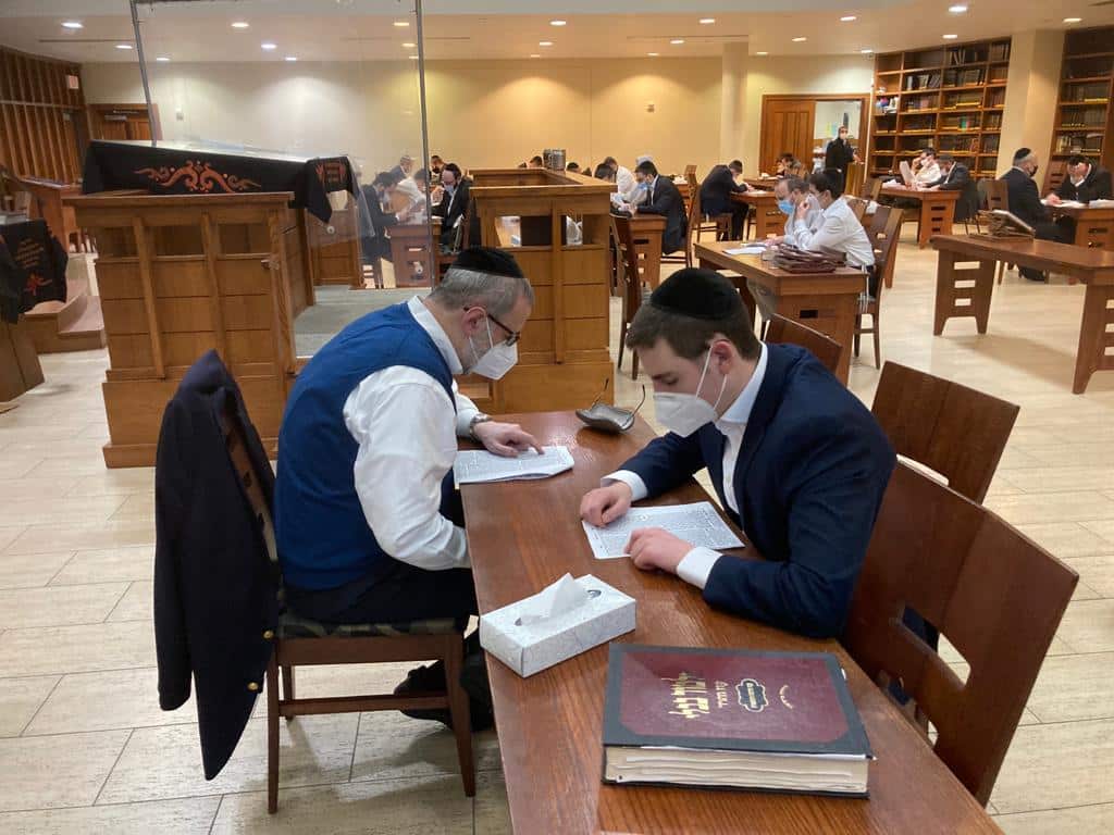 DATA Kumzitz and Special Sunday Morning Chanukah Learning Program 11