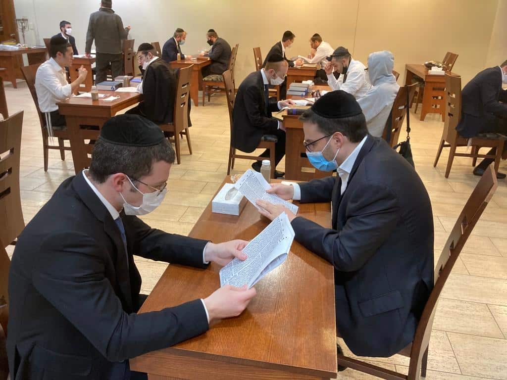 DATA Kumzitz and Special Sunday Morning Chanukah Learning Program 8