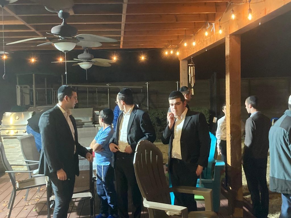 DATA Kumzitz and Special Sunday Morning Chanukah Learning Program 4