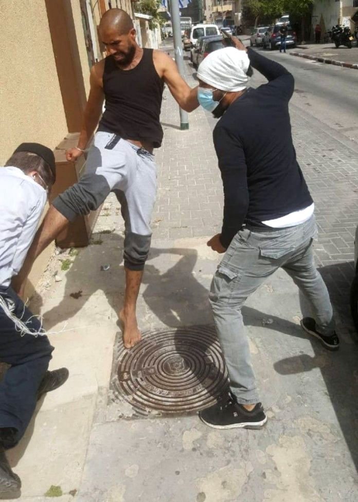 Jaffa Rosh Yeshiva Kicked And Beaten By Local Arabs. Bennett: ‘Humiliation And National Disgrace’ 11 Jaffa Rosh Yeshiva Kicked And Beaten By Local Arabs. Bennett: ‘Humiliation And National Disgrace’ 11