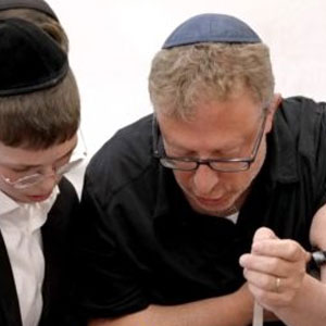 INCREDIBLY HEARTWARMING: Watch: The Story Behind the Story of the Boys Who Got Their Teacher to Wear Tefillin and Tzitzis