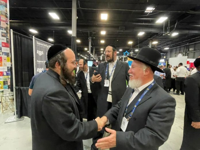 Chasidic Commerce Shines as Thousands Attend Satmar Business Expo 1